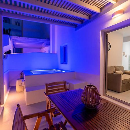 Aerenia Luxury Suites 카르테라도스 외부 사진