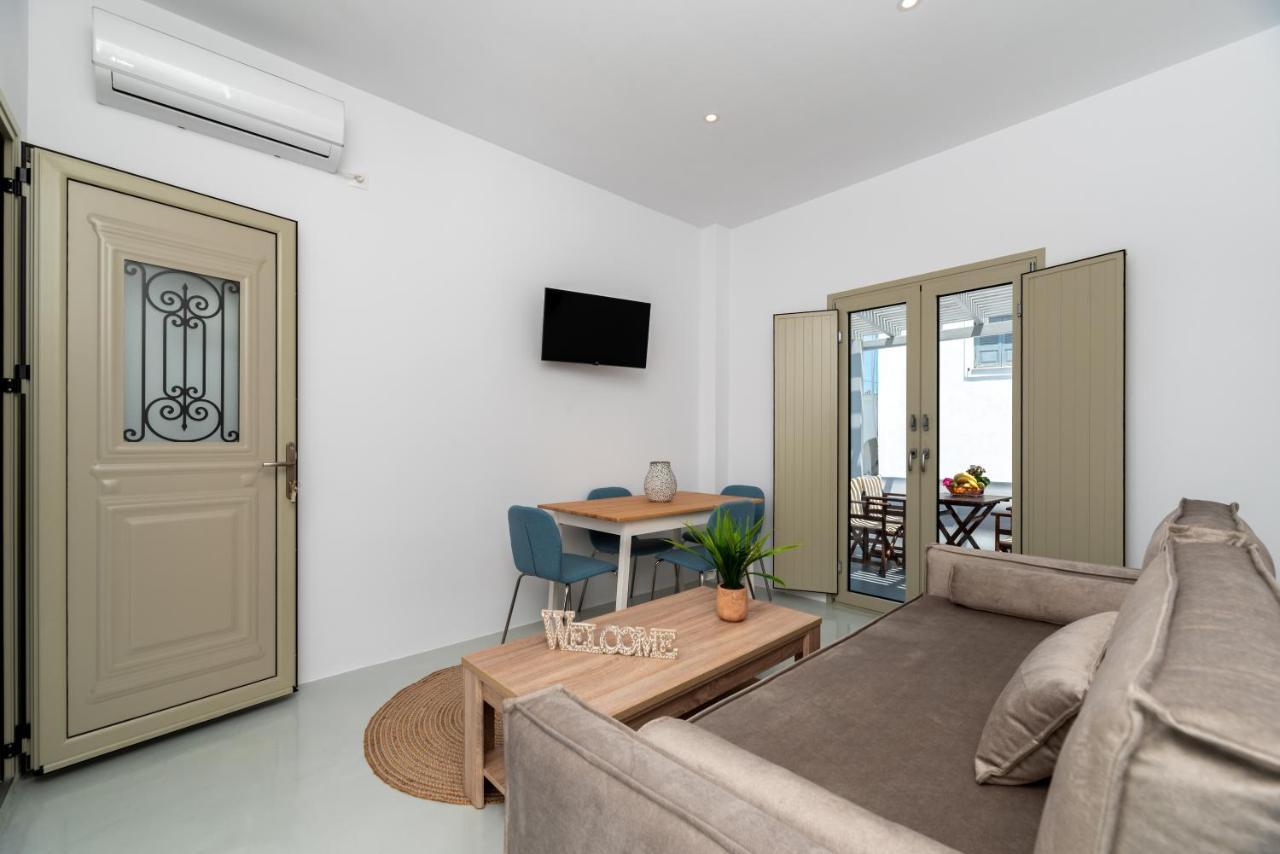 Aerenia Luxury Suites 카르테라도스 외부 사진