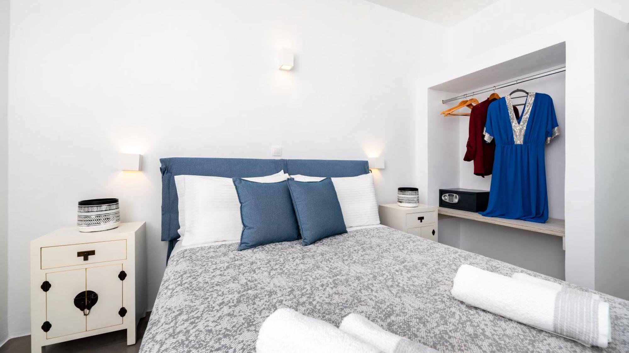 Aerenia Luxury Suites 카르테라도스 객실 사진