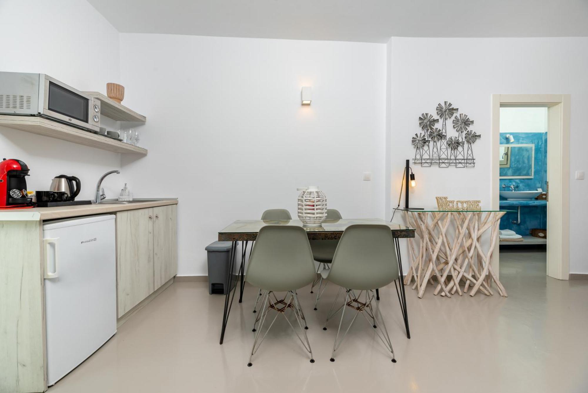 Aerenia Luxury Suites 카르테라도스 외부 사진