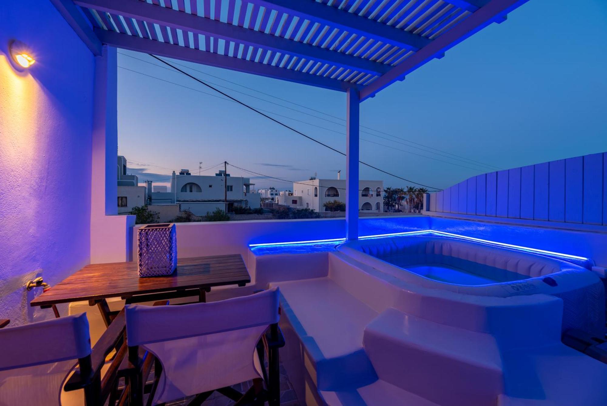 Aerenia Luxury Suites 카르테라도스 외부 사진